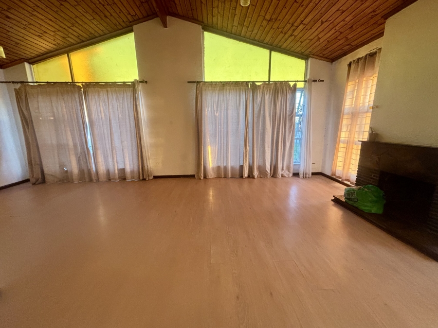 To Let 4 Bedroom Property for Rent in Brackenfell South Western Cape